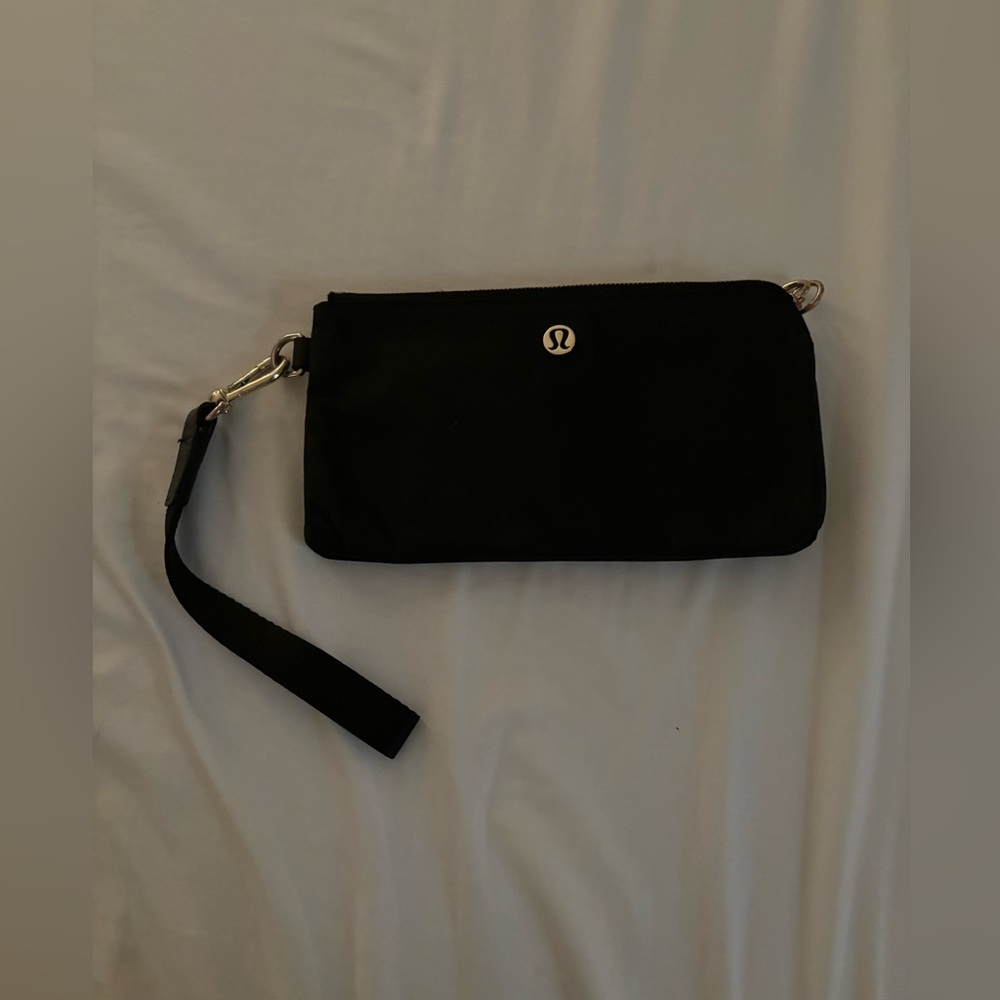 lululemon wallet